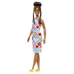 PAPUSA BARBIE FASHIONISTA SATENA CU OCHELARI DE SOARE GALBENI - Img 6