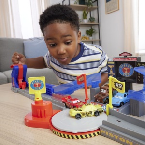 Set de joacă Cars, pistă de curse Piston Cup, masinuta inclusă, multicolor, 93x35.5x7.5cm - Img 6