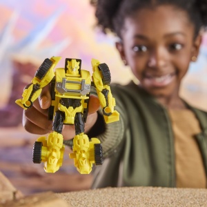TRANSFORMERS CYBERWORLD ROBOT BUMBLEBEE CONVERTIBIL 10CM - Img 3