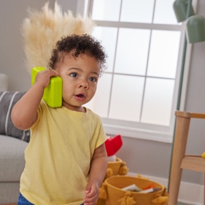 FISHER PRICE LAUGH&LEARN 2IN1 SMARTPHONE IN LIMBA ROMANA - Img 3
