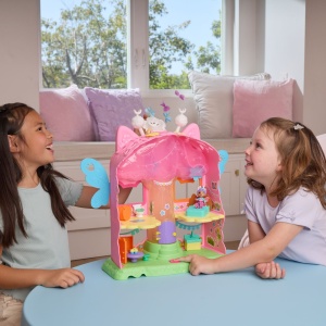 GABBYS DOLLHOUSE FAIRYLANDIA SET DE JOACA ZANA MAGICA FLUTTER CU FIGURINA GABBY INCLUSA - Img 4