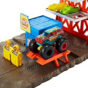 HOT WHEELS MONSTER TRUCKS SET BLAST STATION - Img 6