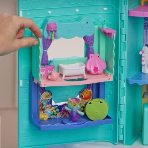 GABBYS DOLLHOUSE CASA DE PAPUSI A LUI GABBY CU FIGURINE SI ACCESORII