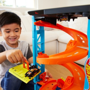 HOT WHEELS CITY TURNUL DE CURSE - Img 4