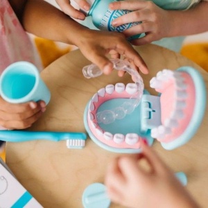 MELISSA AND DOUG SET DE JOACA SUPER SMILE LA DENTIST - Img 5