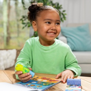 MELISSA AND DOUG STICKER WOW SET DE JOACA AUTOCOLANTE SI STAMPILA BROASCA TESTOASA - Img 7