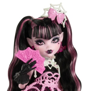 MONSTER HIGH ZIUA DE NASTERE DULCE SI INFRICOSATOARE PAPUSA DRACULAURA CU ACCESORII - Img 5