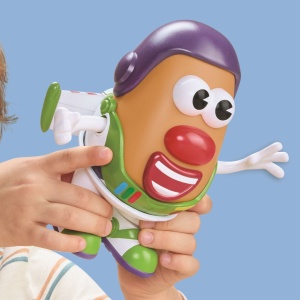 TOY STORY 5 DOMNUL CAP DE CARTOF FIGURINA BUZZ DE ASAMBLAT - Img 3