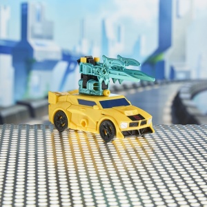 TRANSFORMERS CYBERWORLD ROBOT BUMBLEBEE BLINDAT TRANSFORMABIL - Img 9