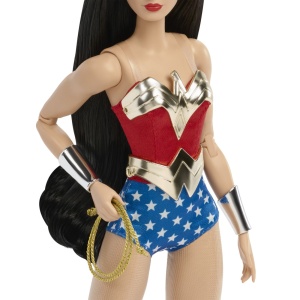 BARBIE SIGNATURE PAPUSA BARBIE WONDER WOMAN - Img 10