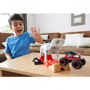 HOT WHEELS LANSATOR MONSTER TRUCK CRANIUL CU DOUA MASINUTE - Img 3