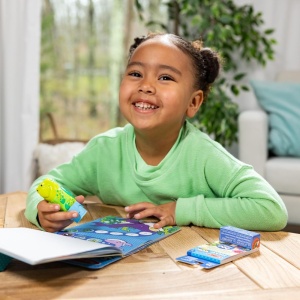 MELISSA AND DOUG STICKER WOW SET DE JOACA AUTOCOLANTE SI STAMPILA BROASCA TESTOASA - Img 4