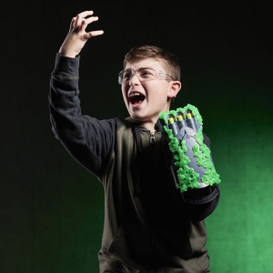 NERF BLASTER AVENGERS DOOMSDAY DOCTOR DOOM - Img 8
