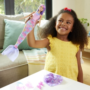 Papusa Barbie Dreamtopia, Sirena cu Accesorii Magice - Img 3