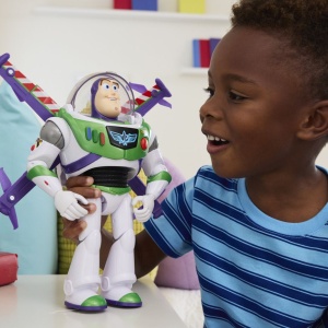 TOY STORY 5 FIGURINA BUZZ LIGHTYEAR ARTICULATA CU SUNETE 30CM - Img 6