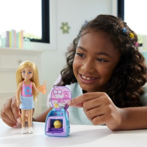 BARBIE PAPUSICA CHELSEA CU RUCSAC PENTRU COACEREA BRIOSELOR - Img 4