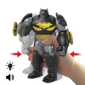 DC SET FIGURINA BATMAN CU SUNETE LUMINI SI ACCESORII 15CM - Img 3