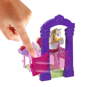 DISNEY PRINCESS SET DE JOACA GRAJDUL REGAL AL LUI RAPUNZEL PAPUSA SI ACCESORII - Img 6
