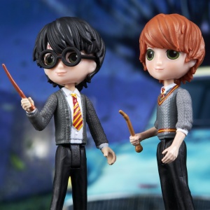 HARRY POTTER WIZARDING WORLD MAGICAL SALA DE CLASA MINIS POTIUNI HARRY POTTER - Img 5