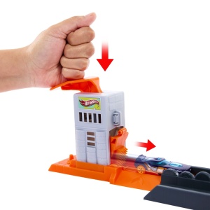 Set de joaca Hot Wheels Pista Inamicilor, Atacul Gorilei, 30.5x25.5x9cm - Img 4
