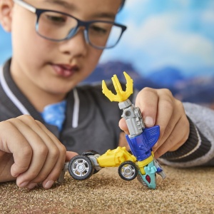 TRANSFORMERS CYBERWORLD ROBOT SKYBYTE CONVERTIBIL 10CM - Img 7