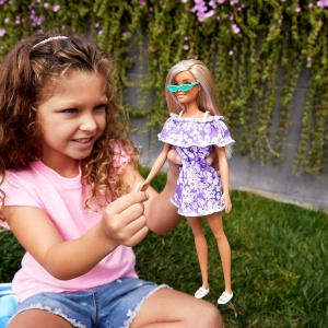 BARBIE TRAVEL PAPUSABARBIE ANIVERSARE 50 DE ANI MALIBU BLONDA - Img 3