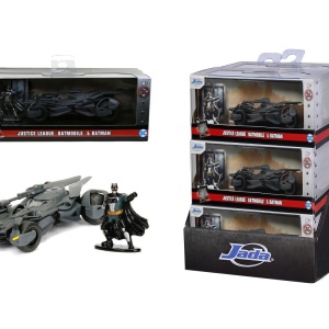 JADA DC JUSTICE LEAGUE SET FIGURINA BATMAN SI MASINUTA METALICA BATMOBILE SCARA 1 LA 32