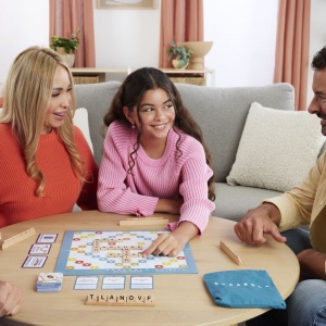 JOC SCRABBLE 2 IN 1 DIN LEMN IN LIMBA ENGLEZA - Img 5