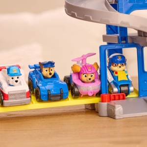 PATRULA CATELUSILOR CAUTARE SI SALVARE SET DE JOACA CU LANSATOR FIGURINE SI ACCESORII - Img 3