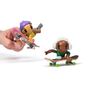 TECH DECH SK8 CREW PACHET 2 SETURI PLACA SI FIGURINA 9.6CM CASCA MOV SI CASTI ALBE - Img 6