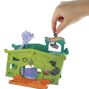 HOT WHEELS CITY SET DE JOACA GARAJUL FANTOMA - Img 3