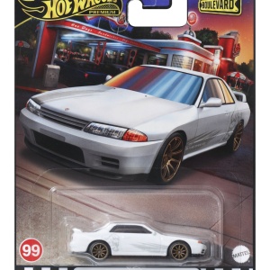 HOT WHEELS PREMIUM BOULEVARD MASINUTA METALICA NISSAN SKYLINE GT-R SCARA 1:64
