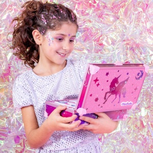 MARTINELIA GALAXY DREAMS TRUSA DE MACHIAJ IN CUTIE METALICA - Img 3