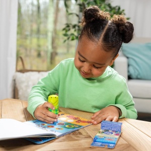MELISSA AND DOUG STICKER WOW SET DE JOACA AUTOCOLANTE SI STAMPILA BROASCA TESTOASA - Img 5
