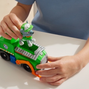 PATRULA CATELUSILOR SET VEHICUL DE BAZA CAMIONUL DE RECICLARE SI FIGURINA ROCKY - Img 5