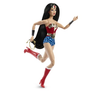 BARBIE SIGNATURE PAPUSA BARBIE WONDER WOMAN - Img 8