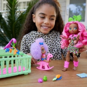 Accesorii pentru jocuri de rol din setul Babysitter Cave Club