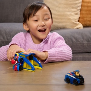 Set figurine Paw Patrol, Chase cu vehicul, albastru, 25.08x20.32x8.26cm - Img 4