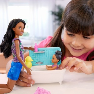 PAPUSA BARBIE MAMICA BRUNETA CU BEBELUS - Img 4