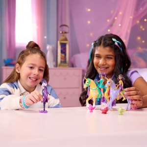 Set de joacă Spin Master Unicorn Academy, figurine detaliate și accesorii, multicolor, 25.40x40.64x7.62cm - Img 4