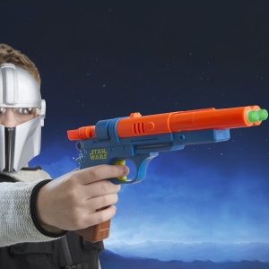 STAR WARS MANDALORIANUL SI GROGU SET BLASTER SI MASCA MANDALORIANUL CU LUMINI SI SUNETE - Img 4