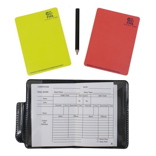 Cartonașe de arbitru cu carnet și creion