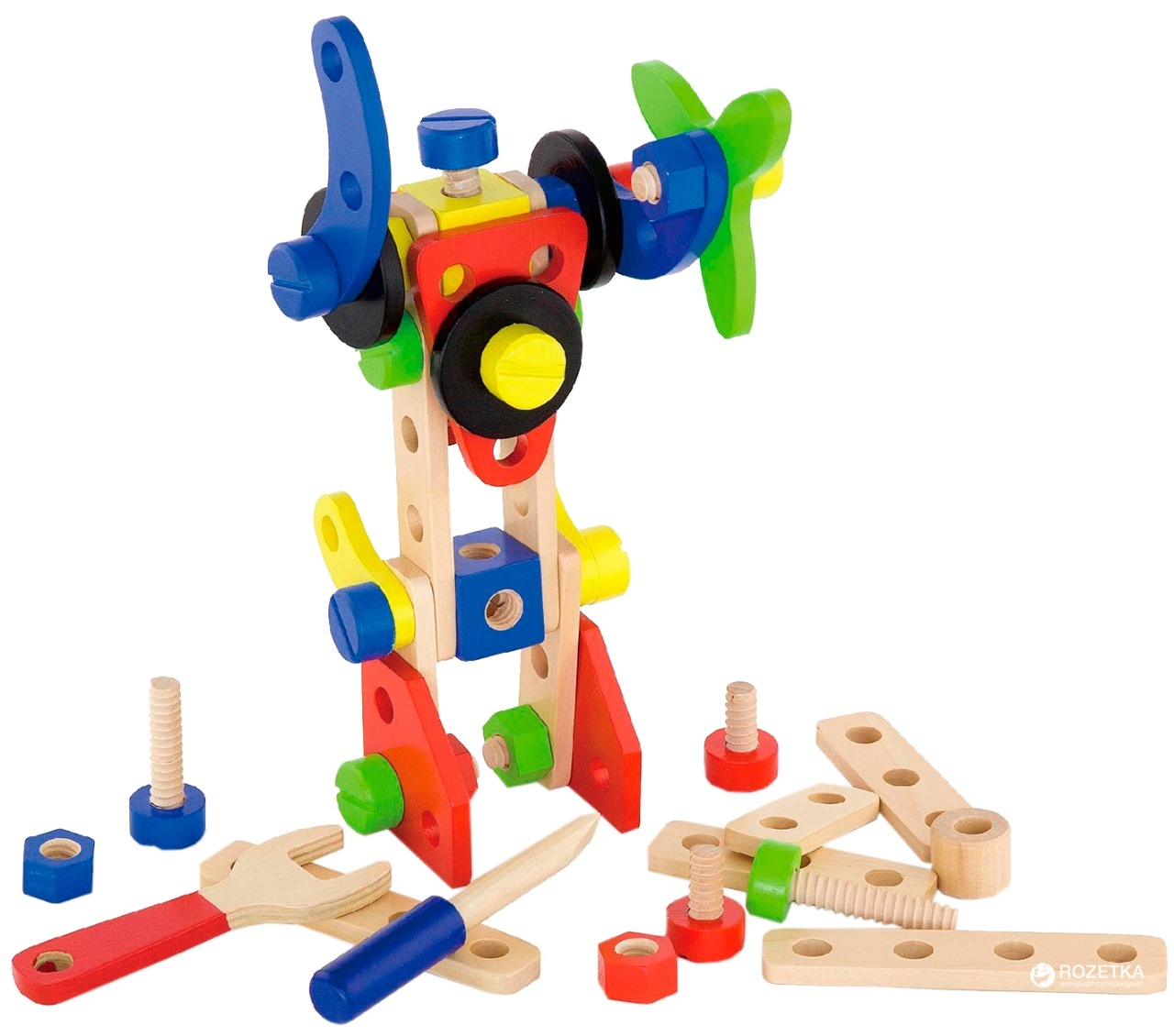 Constructor din lemn cu șuruburi și piulițe