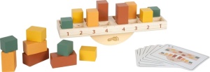 Joc de matematică și echilibru, din lemn