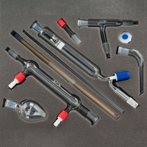 EduChem Master 14/23 – Set extins de vase de sticlă (9 piese) cu condensator Liebig