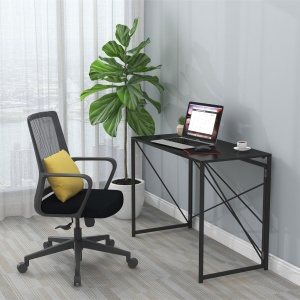 RFG Birou Soho, cu blat negru și picior metalic negru, potrivit pentru clasele a VIII-a și peste. Dimensiunile sunt 1000 x 500 x 750 mm, iar materialul este MDF.