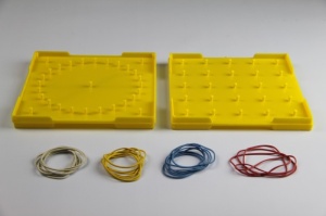 Geoboard fata-verso 15 cm, galben - Img 3