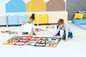 EmoPuzzle – Puzzle de podea în format mare: Descoperă emoțiile - Img 3