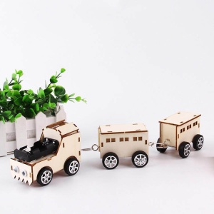 Tren din lemn DIY