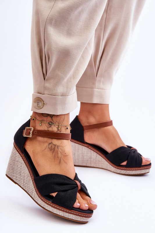 Дамски сандали с платформа Daphne SH25417 - черни